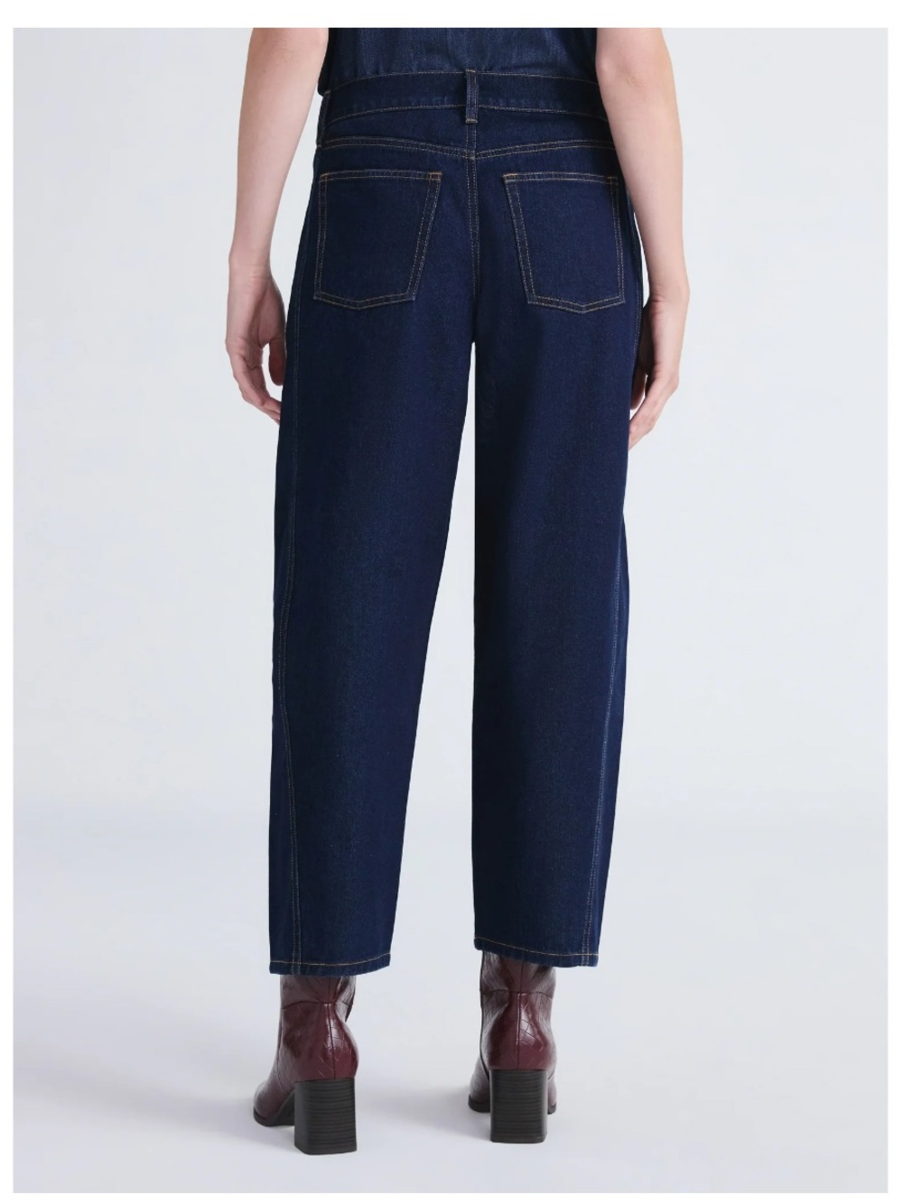 NWT Free Assembly Mid Rise Barrel Ankle Jeans sz 2 - Picture 9 of 9